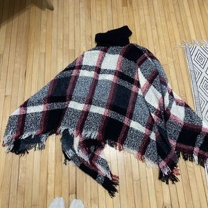 Poncho/Sweater